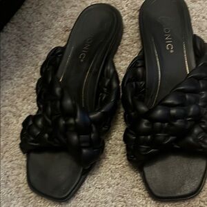 Vionic Black Braided Women's Sandals